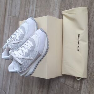 NIB Axel Arigato Sonar Sneakers